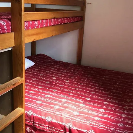 Appartement Spacieux 6 Pers Au Pied Des Pistes Avec Parking, Terrasse Et Wifi A Val-cenis - Fr-1-508-138